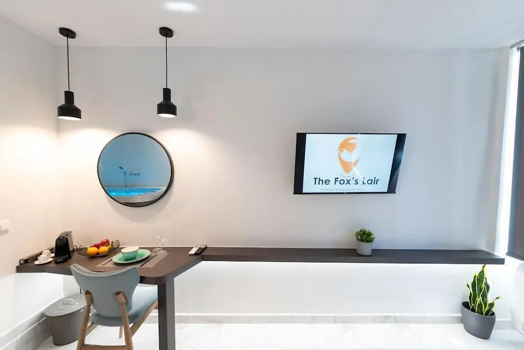 Mg Sapphire Jacuzzi Premium Suite Thessaloniki Apartment
