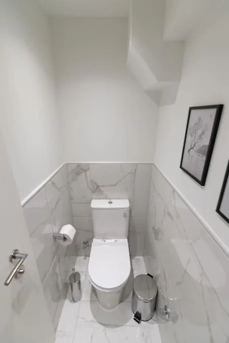 Mg Sapphire Jacuzzi Premium Suite Thessaloniki Apartment