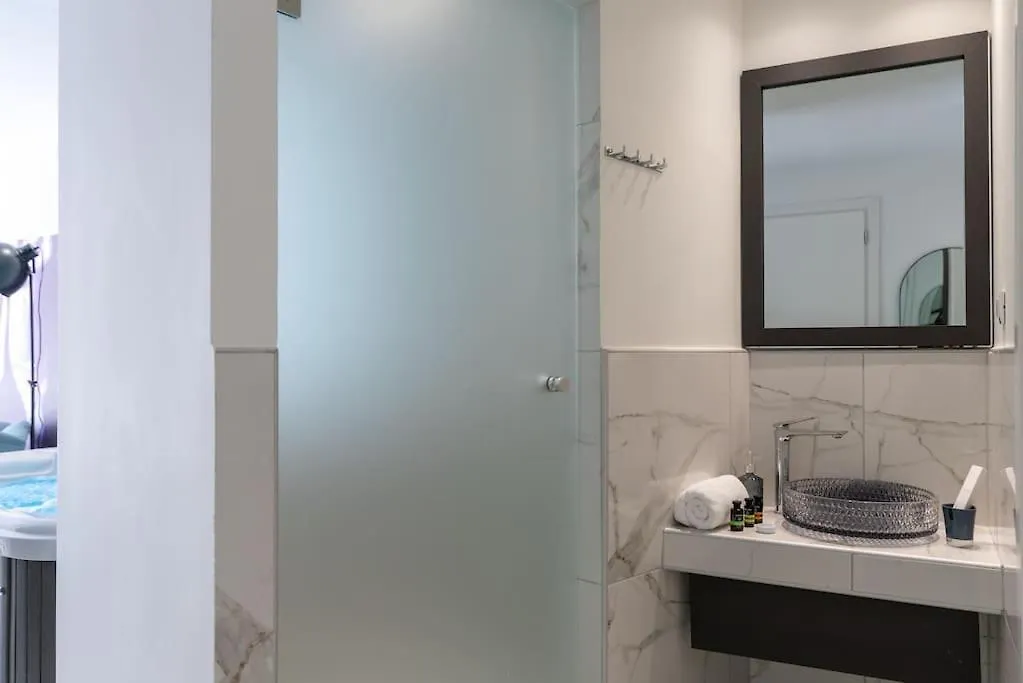 Mg Sapphire Jacuzzi Premium Suite Thessaloniki