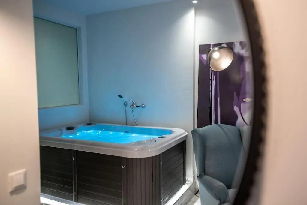 Mg Sapphire Jacuzzi Premium Suite Salonicco 0*,