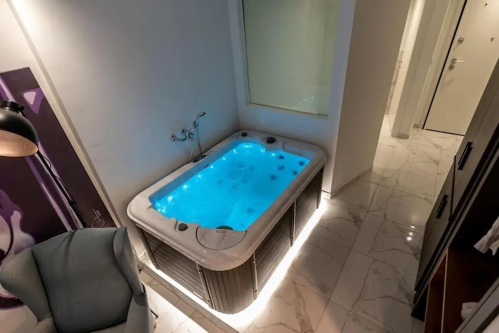 Mg Sapphire Jacuzzi Premium Suite Salonicco